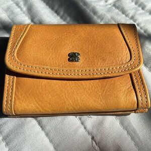 BOSCA Leather Card Case Pouch Mini Wallet coin purse. Bi fold. Brown camel